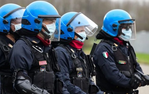 ιταλία αστυνομια